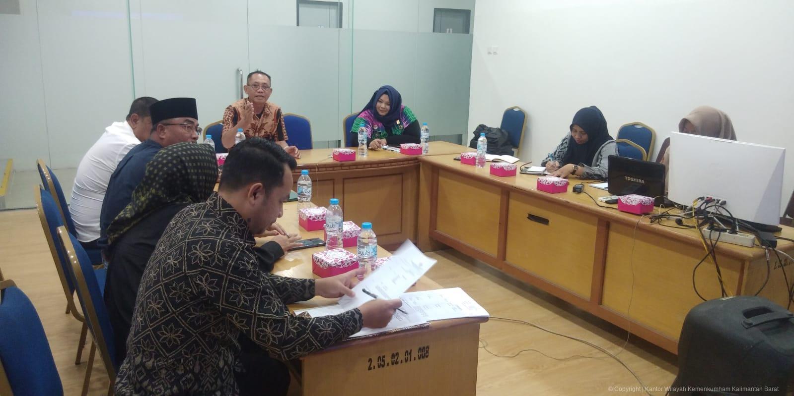 kantor-wilayah-kementerian-hukum-kalbar-fasilitasi-penyusunan-naskah-akademik-perda-kabupaten-kayong-utara-20250325083653